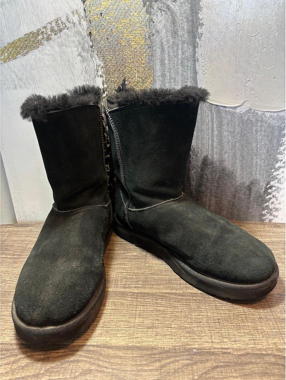 Woman's Black UGG Boots